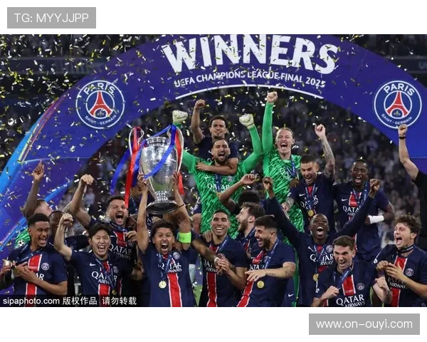 巴黎圣日耳曼5-0横扫马赛登顶积分榜，登贝莱两射一传主导国家德比